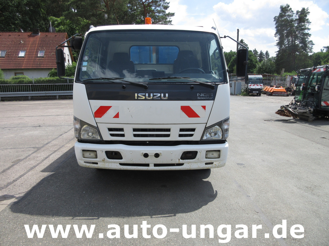 ISUZU NQR Smoother Q75 Y07 Müllwagen 8m³ TECNO 7.500kg Kipper Presse Lifter - Refuse truck: picture 2 ISUZU NQR Smoother Q75 Y07 Müllwagen 8m³ TECNO 7.500kg Kipper Presse Lifter - Refuse truck: picture 2