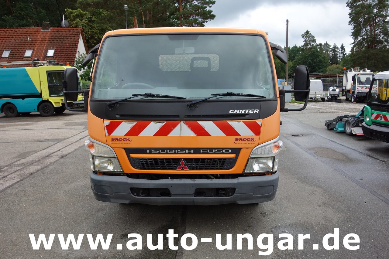 Mitsubishi Fuso Canter 7C15 mit Brock SL 140/2 Kehrmaschine Euro 4 - Road sweeper: picture 2 Mitsubishi Fuso Canter 7C15 mit Brock SL 140/2 Kehrmaschine Euro 4 - Road sweeper: picture 2