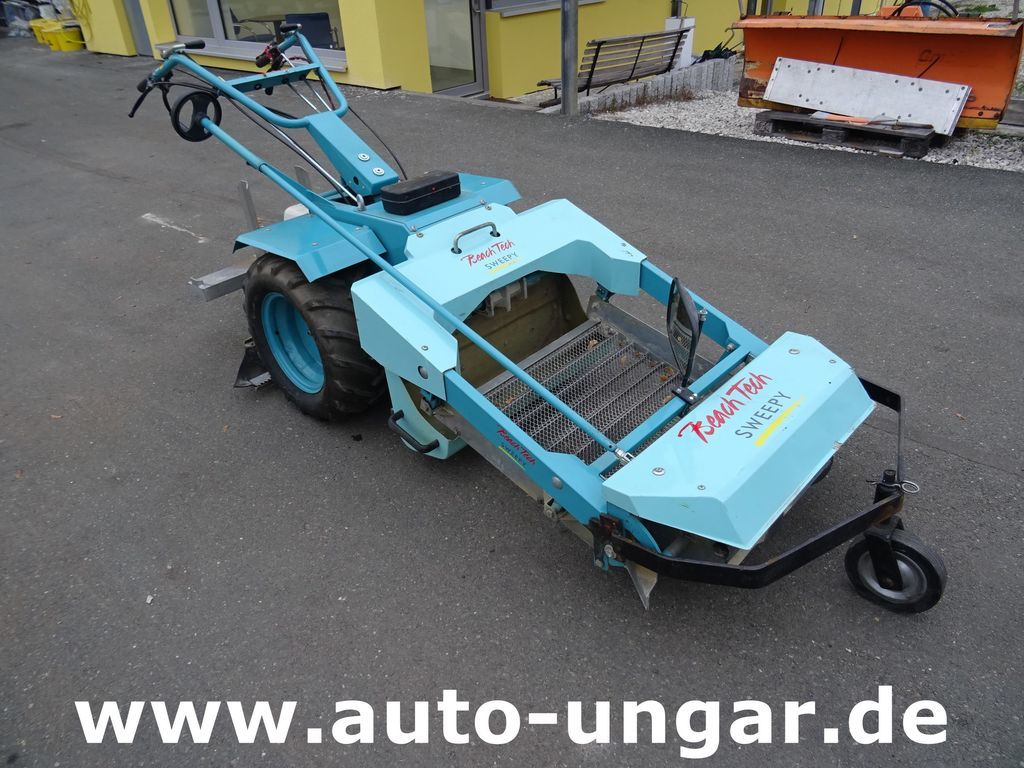 KASSBOHRER Kässbohrer BeachTech Sweepy Strandreiniger - Municipal/ Special vehicle: picture 2 KASSBOHRER Kässbohrer BeachTech Sweepy Strandreiniger - Municipal/ Special vehicle: picture 2