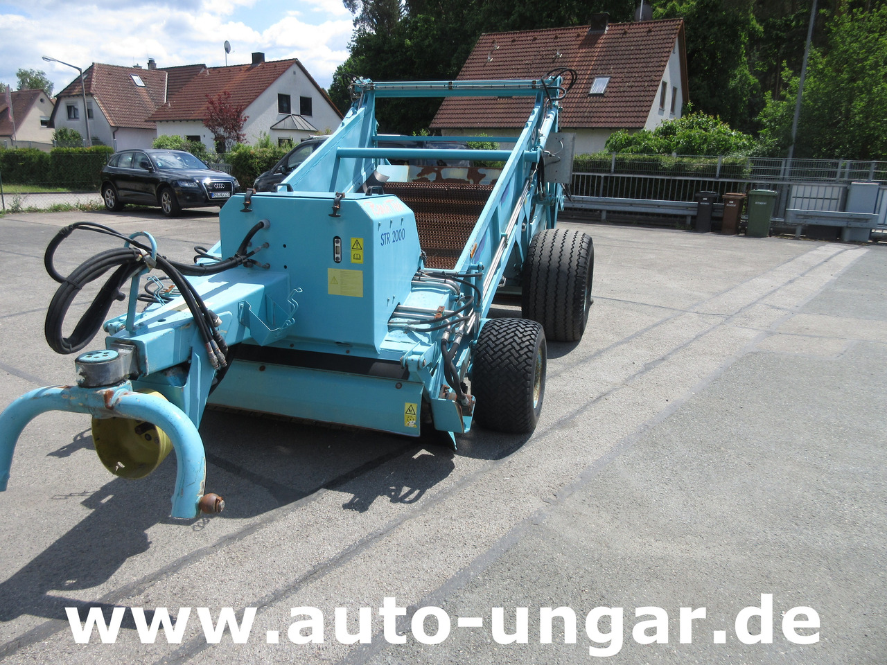 Kässbohrer BeachTech STR 2000 BeachCleaner Strandreiniger καθαριστής παραλίας - Municipal/ Special vehicle: picture 2 Kässbohrer BeachTech STR 2000 BeachCleaner Strandreiniger καθαριστής παραλίας - Municipal/ Special vehicle: picture 2