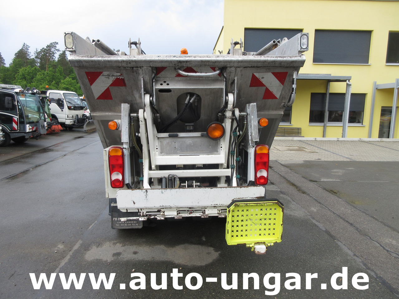 NISSAN Cabstar Faun City - Provence Benne Müllwagen Lifter Presse Kipper 3.500kg - Refuse truck: picture 5 NISSAN Cabstar Faun City - Provence Benne Müllwagen Lifter Presse Kipper 3.500kg - Refuse truck: picture 5
