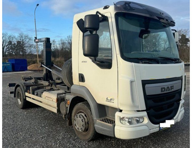 DAF 12t LF250 FA +2020 CTS - Hook lift truck: picture 1 DAF 12t LF250 FA +2020 CTS - Hook lift truck: picture 1