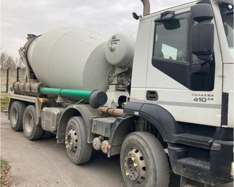 Iveco 8x4 Trakker AD340.T41B +9m3 - Concrete mixer truck: picture 2 Iveco 8x4 Trakker AD340.T41B +9m3 - Concrete mixer truck: picture 2
