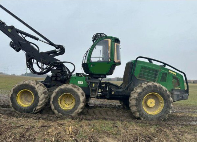 John Deere 1470E 6W +(2016) H415 - Felling head: picture 2 John Deere 1470E 6W +(2016) H415 - Felling head: picture 2