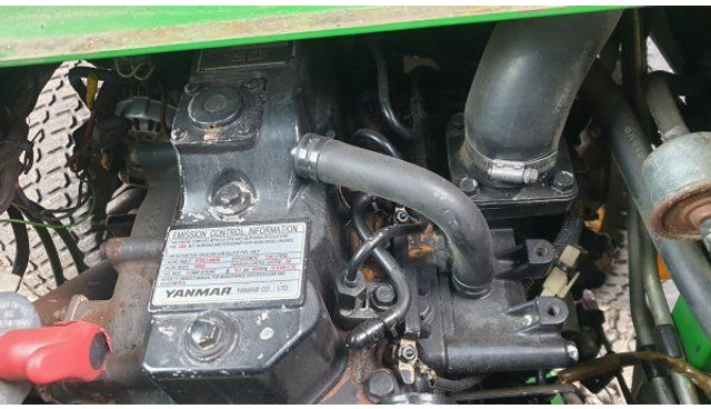 John Deere 1565 Serie II 4WD + MCS 600H - Lawn mower: picture 5 John Deere 1565 Serie II 4WD + MCS 600H - Lawn mower: picture 5