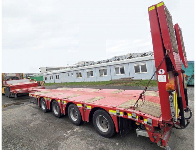 Schwarzmüller 99 F-serie - Low loader semi-trailer: picture 1 Schwarzmüller 99 F-serie - Low loader semi-trailer: picture 1