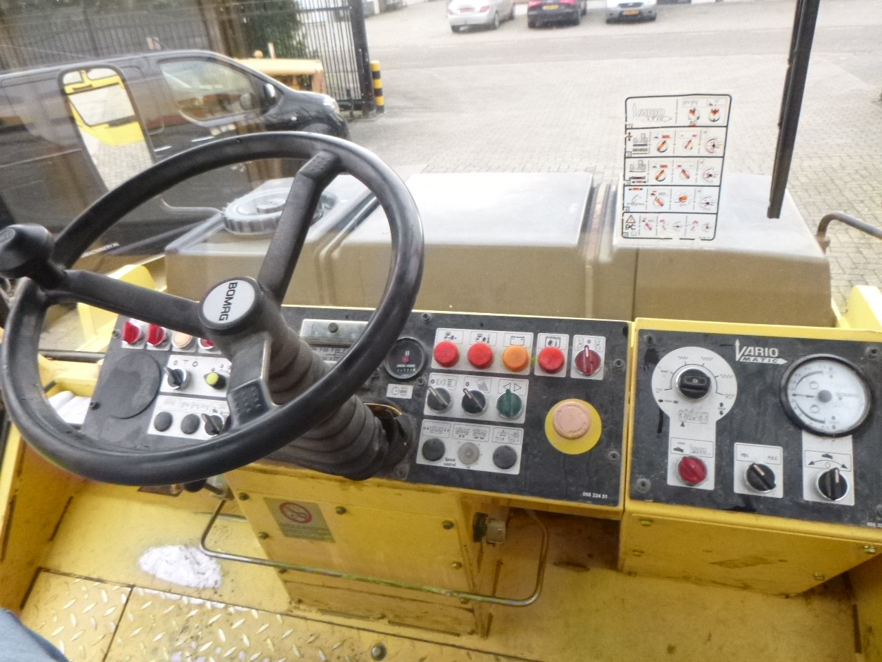 Combination roller BOMAG BW151AC-2: picture 22