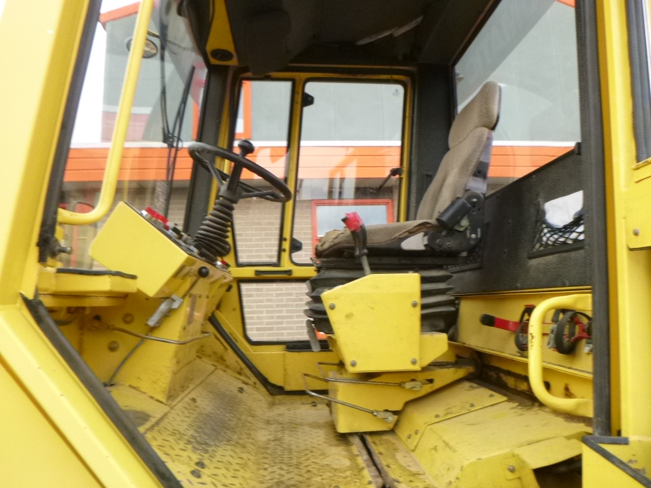 Combination roller BOMAG BW151AC-2: picture 21