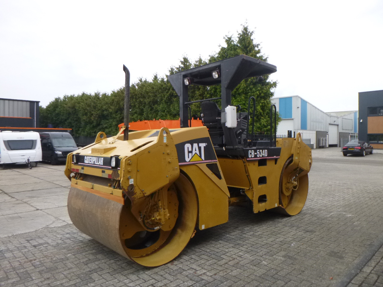 CATERPILLAR CB-534D - Road roller: picture 5 CATERPILLAR CB-534D - Road roller: picture 5