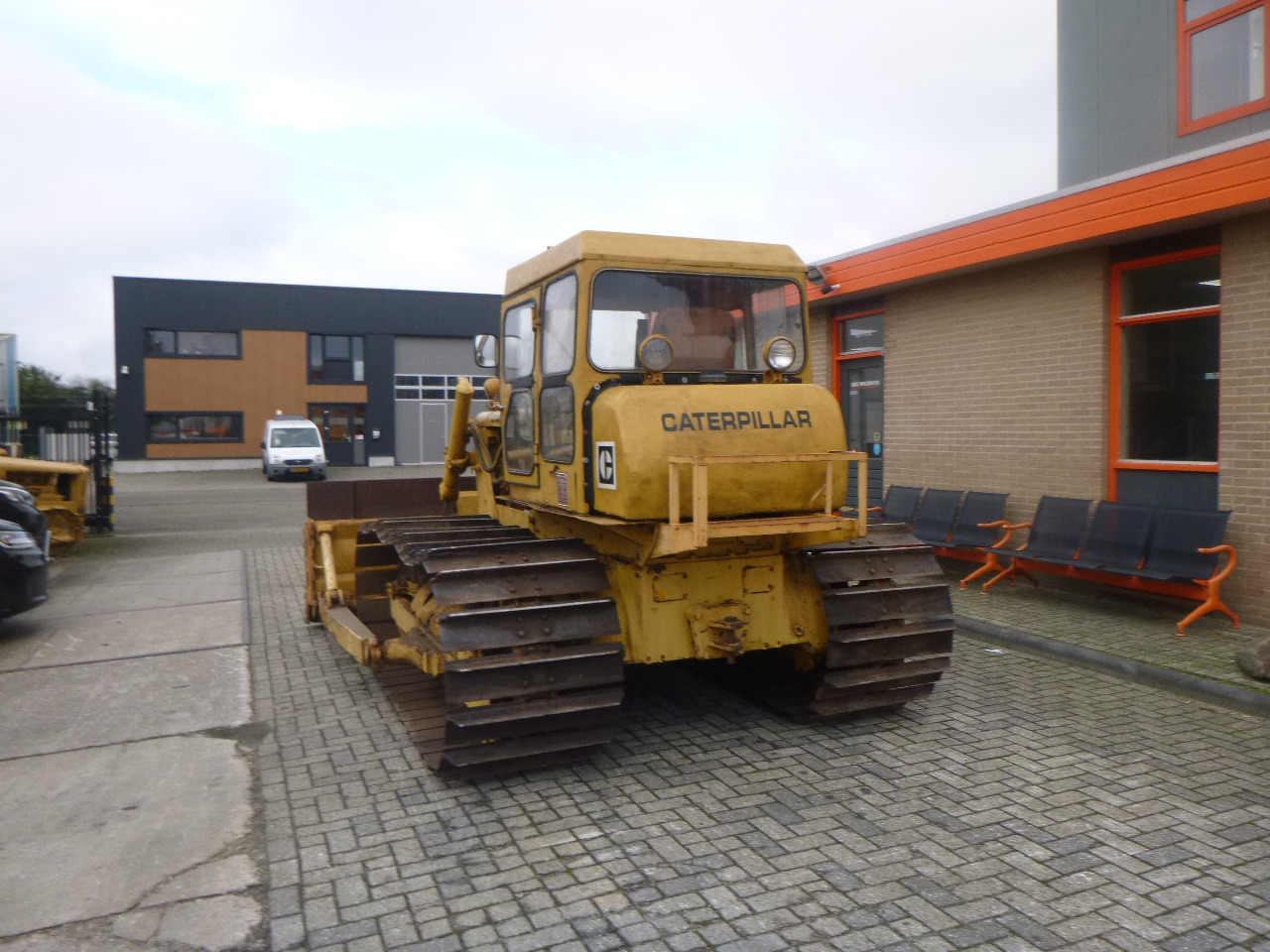 CATERPILLAR D4D LGP - Bulldozer: picture 4 CATERPILLAR D4D LGP - Bulldozer: picture 4