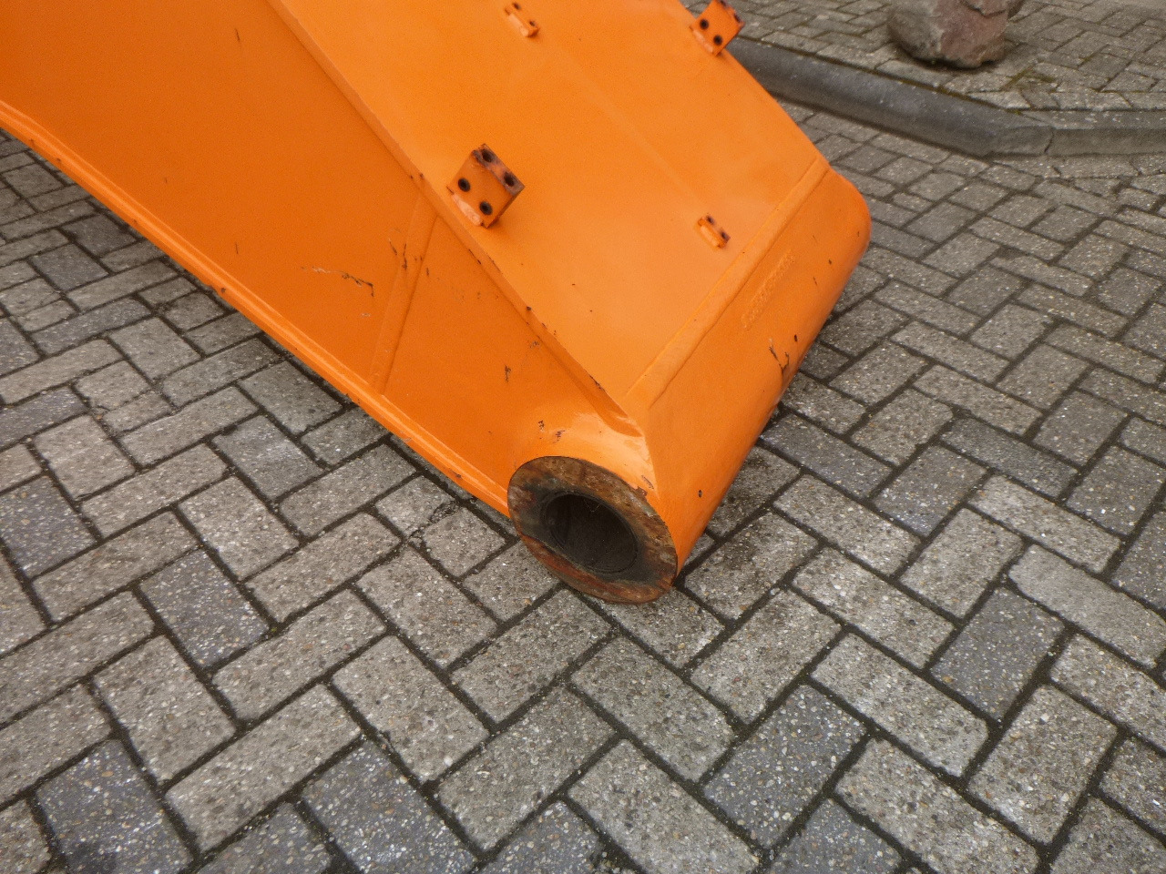 DOOSAN DX480/DX520/DX530 - Boom for Excavator: picture 4 DOOSAN DX480/DX520/DX530 - Boom for Excavator: picture 4