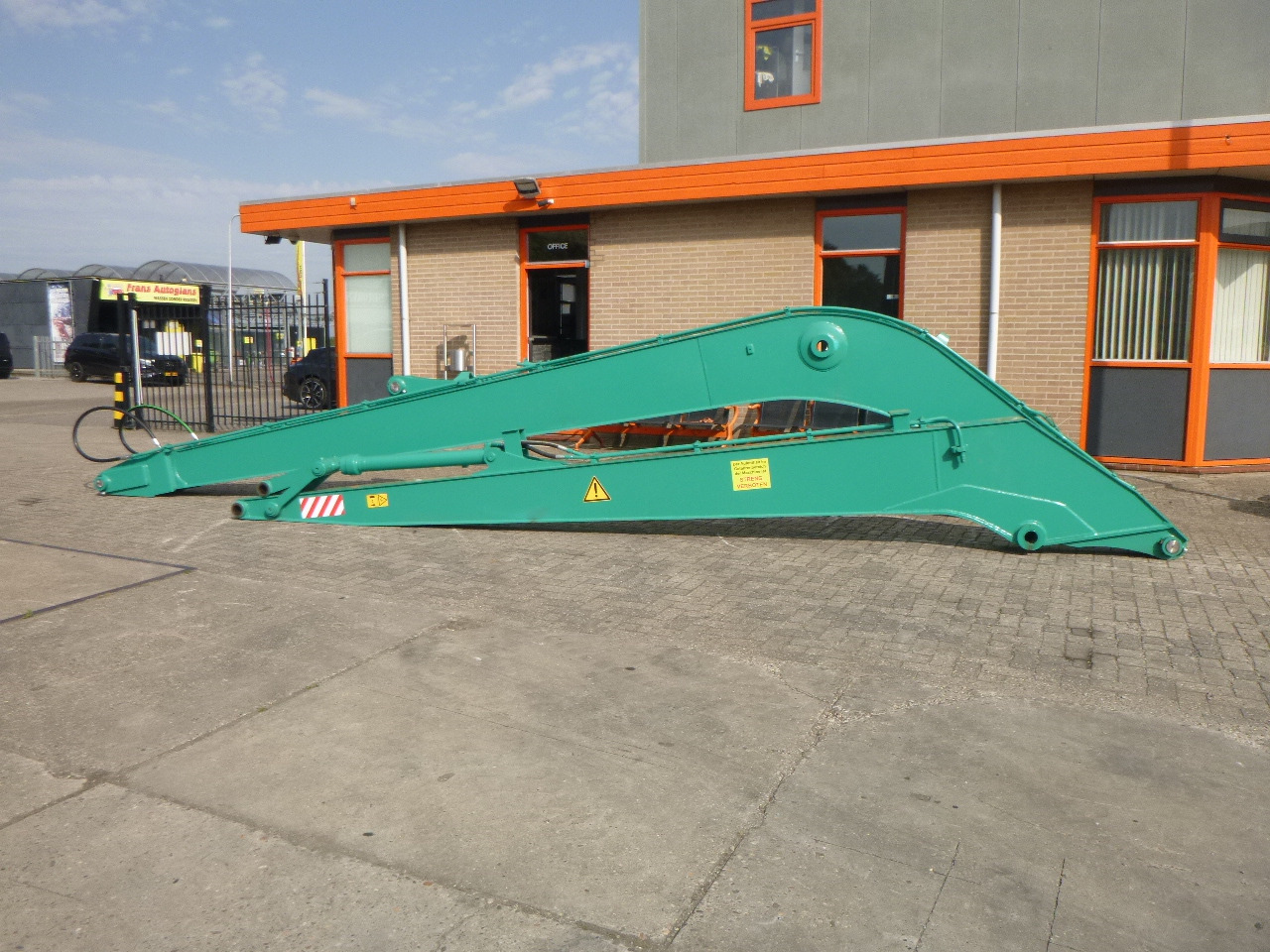 KOBELCO SK200 / SK210 - Boom for Crawler excavator: picture 2 KOBELCO SK200 / SK210 - Boom for Crawler excavator: picture 2