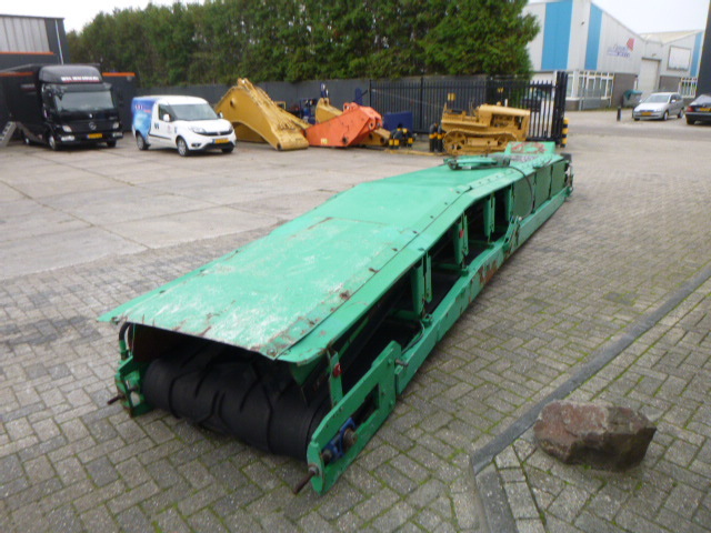 WIRTGEN 2100DC Conveyor - Cold planer: picture 4 WIRTGEN 2100DC Conveyor - Cold planer: picture 4