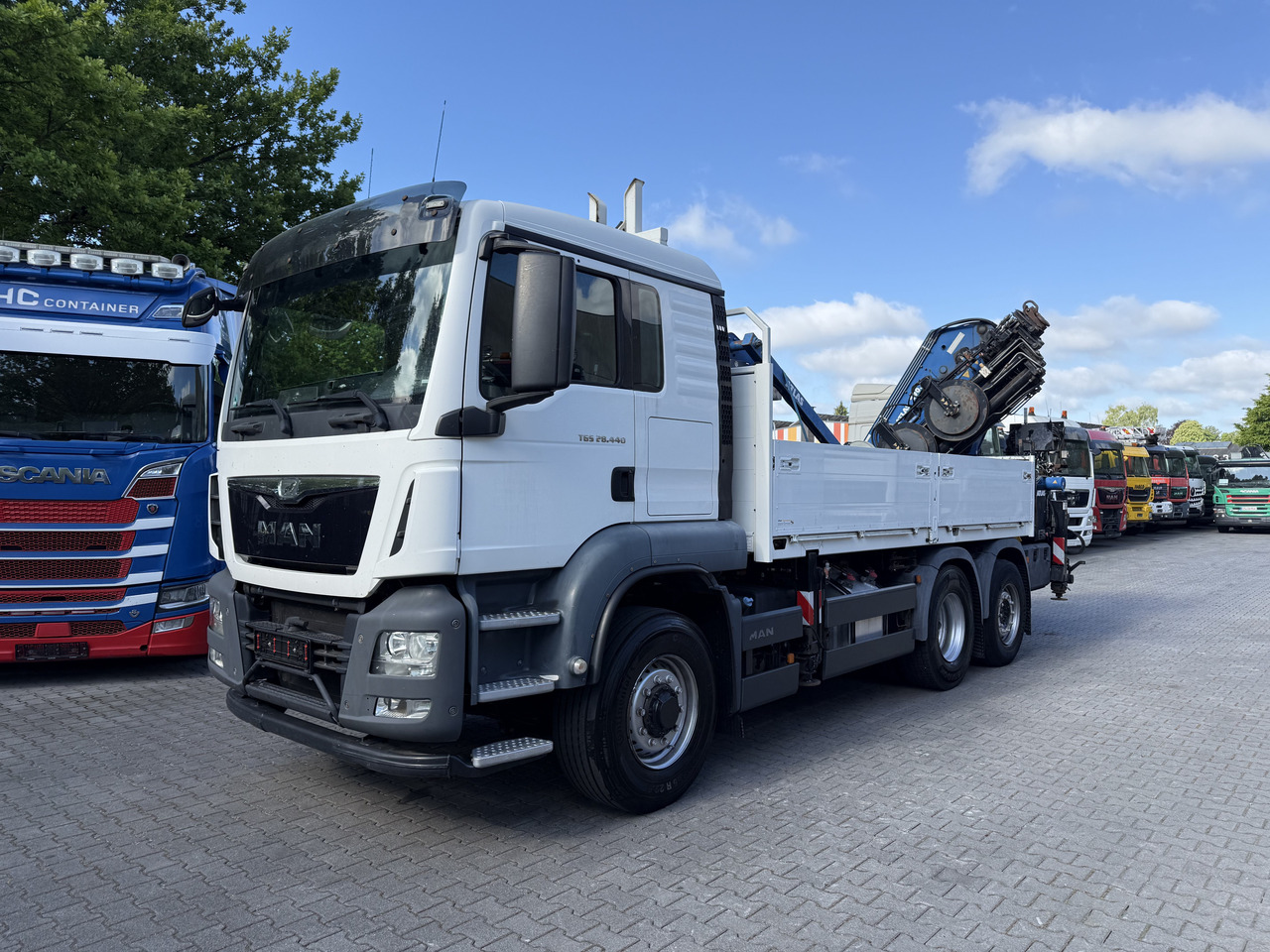 MAN TGS 28.440 6X4H-4 Atlas 290 bis 24 Meter - Dropside/ Flatbed truck, Crane truck: picture 1 MAN TGS 28.440 6X4H-4 Atlas 290 bis 24 Meter - Dropside/ Flatbed truck, Crane truck: picture 1