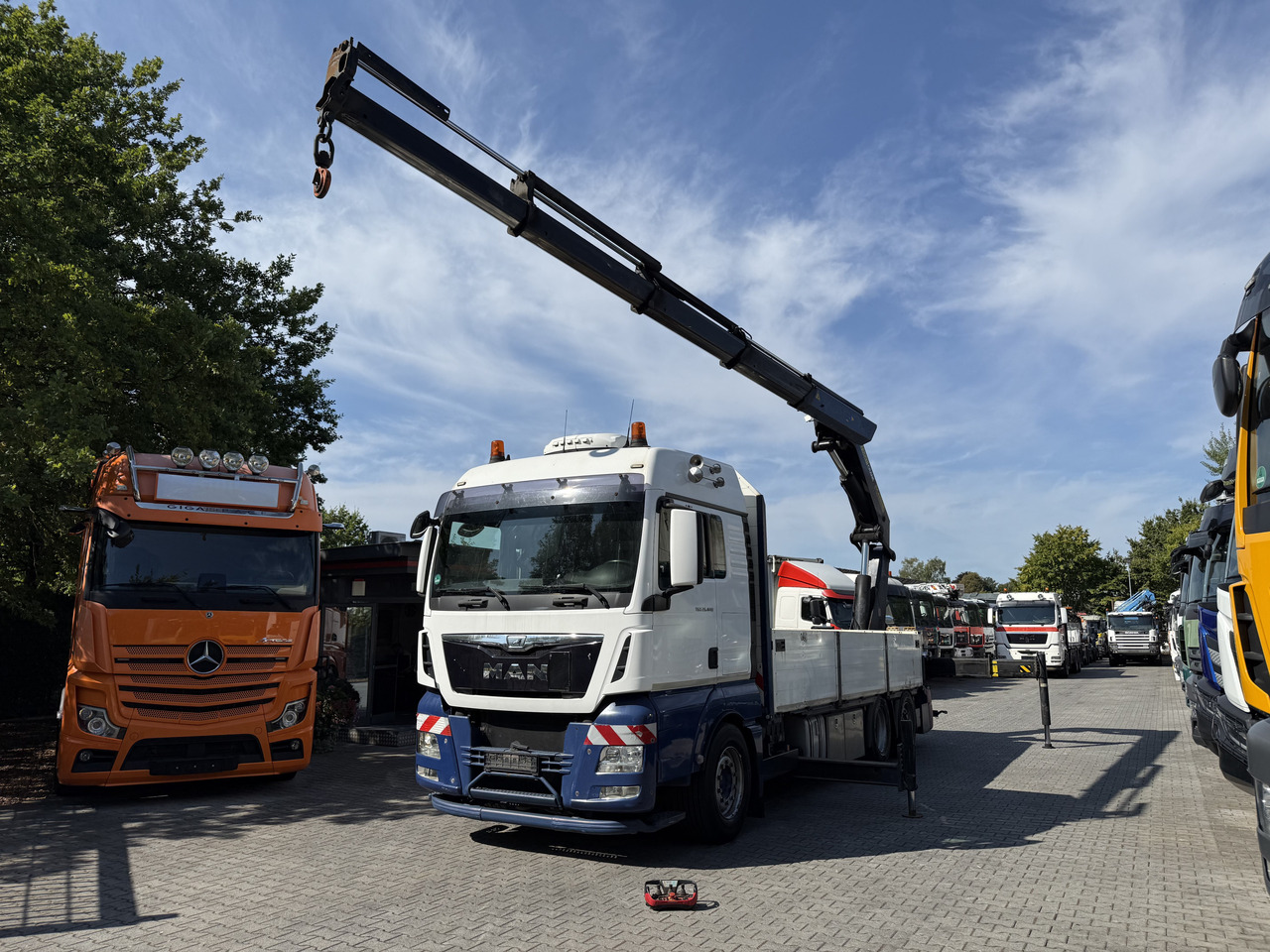 MAN TGX 26.440 6X2 Palfinger PK42502 - Crane truck, Dropside/ Flatbed truck: picture 1 MAN TGX 26.440 6X2 Palfinger PK42502 - Crane truck, Dropside/ Flatbed truck: picture 1