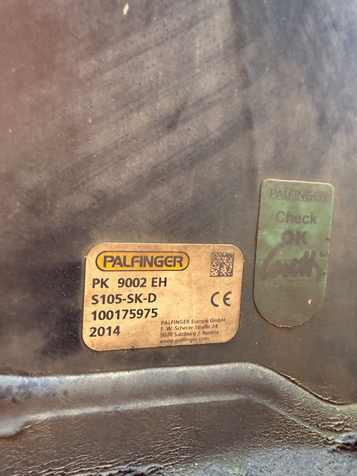 Mercedes-Benz Actros 1827 Kran Palfinger PK 9002 - Crane truck, Curtain side truck: picture 5 Mercedes-Benz Actros 1827 Kran Palfinger PK 9002 - Crane truck, Curtain side truck: picture 5