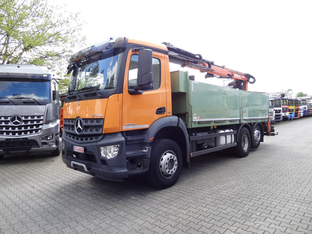 Mercedes-Benz Arocs 2630 6X2 Atlas 165.2 Baustoff - Crane truck, Dropside/ Flatbed truck: picture 1 Mercedes-Benz Arocs 2630 6X2 Atlas 165.2 Baustoff - Crane truck, Dropside/ Flatbed truck: picture 1
