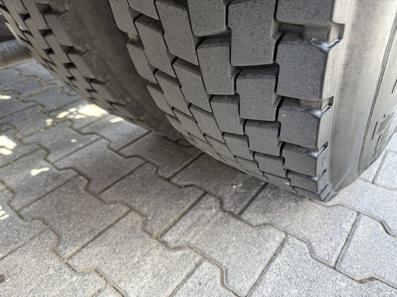 MAN TGA 18.430 Kran Palfinger 16502 Jib 26.5 Meter - Tractor unit: picture 4 MAN TGA 18.430 Kran Palfinger 16502 Jib 26.5 Meter - Tractor unit: picture 4