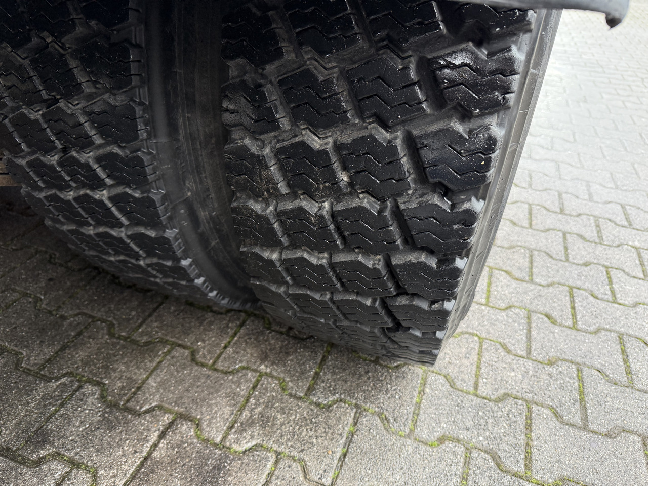 Volvo FH12 420 6X2 Kran PM 30025 bis 26.5 Meter - Dropside/ Flatbed truck, Crane truck: picture 3 Volvo FH12 420 6X2 Kran PM 30025 bis 26.5 Meter - Dropside/ Flatbed truck, Crane truck: picture 3