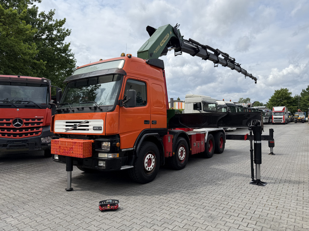 Volvo FM12 420 8X4 Kran Palfinger PK90002 31 Meter - Crane truck: picture 1 Volvo FM12 420 8X4 Kran Palfinger PK90002 31 Meter - Crane truck: picture 1
