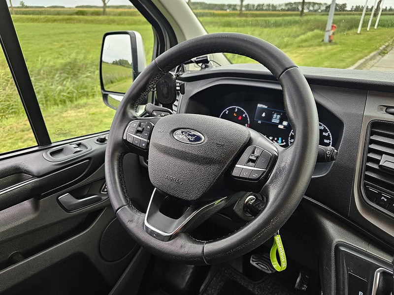 Small van Ford Transit 2.0 L2H1 Dub.-Cab.: picture 10