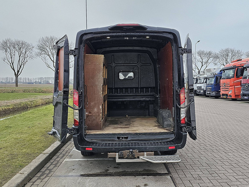 Small van Ford Transit 350: picture 13