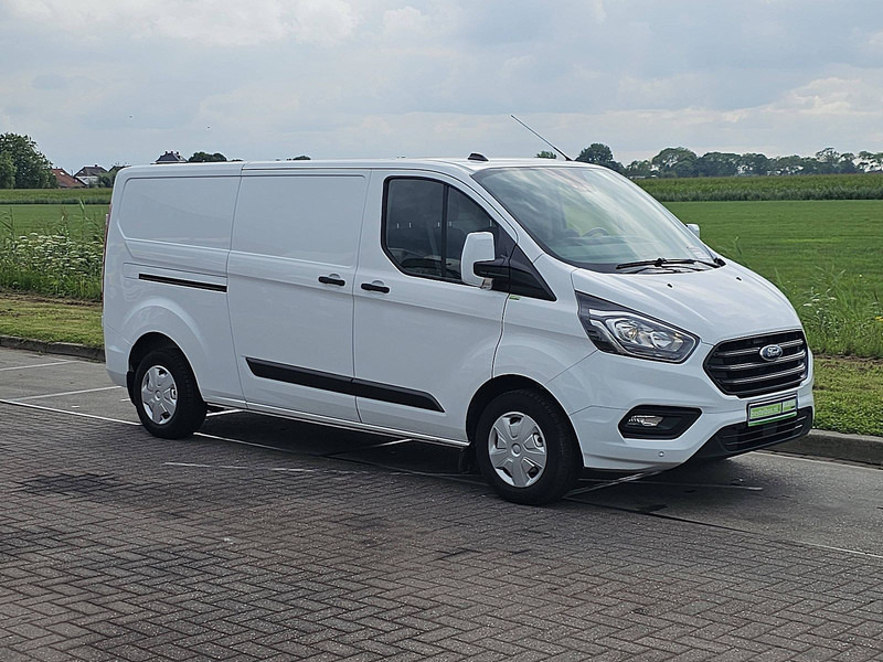 Ford Transit Custom 2.0 L2H1 Navi PDC! - Small van: picture 5 Ford Transit Custom 2.0 L2H1 Navi PDC! - Small van: picture 5