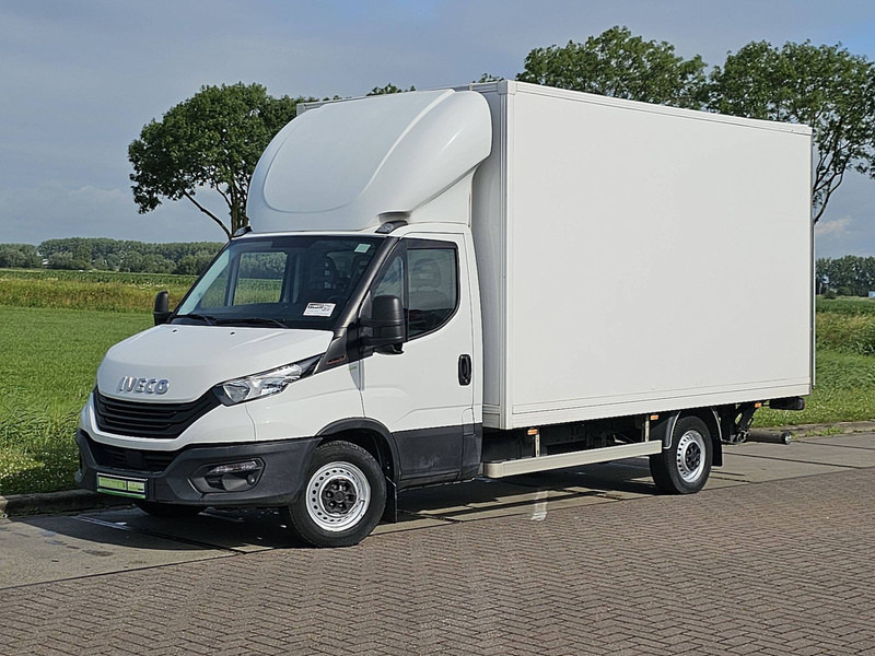 Iveco Daily 35S18 Bakwagen Laadklep! - Closed box van: picture 2 Iveco Daily 35S18 Bakwagen Laadklep! - Closed box van: picture 2
