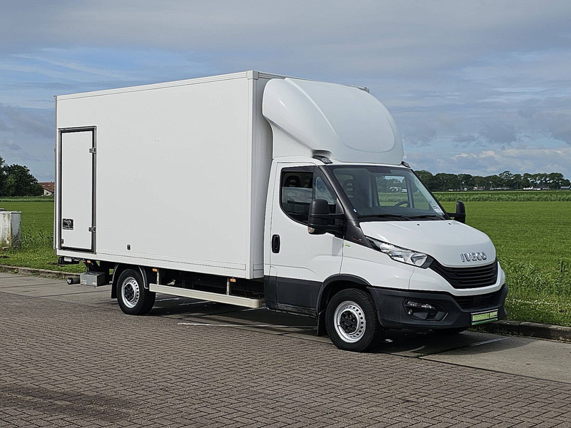 Iveco Daily 35S18 Bakwagen Laadklep! - Closed box van: picture 5 Iveco Daily 35S18 Bakwagen Laadklep! - Closed box van: picture 5