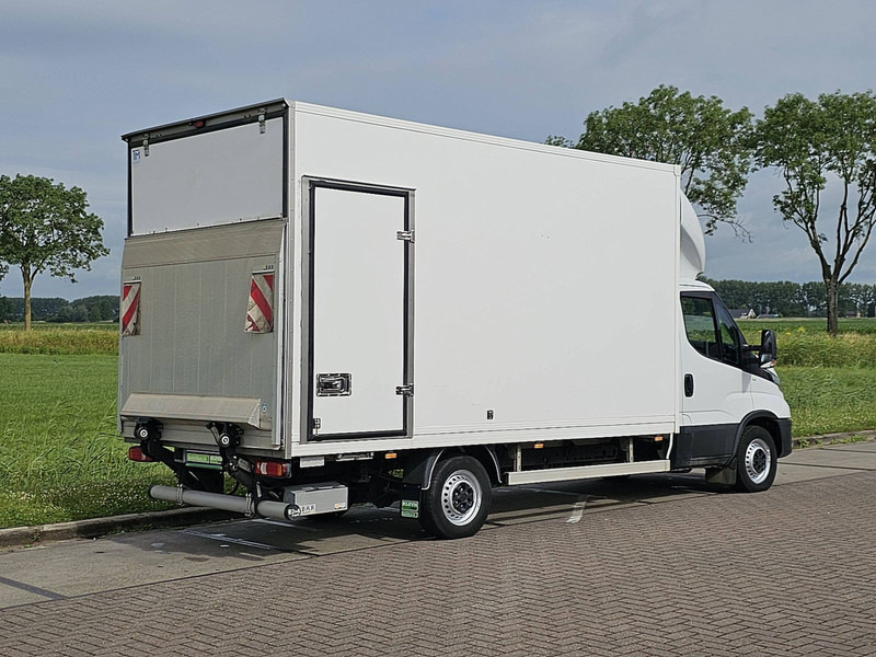 Iveco Daily 35S18 Bakwagen Laadklep! - Closed box van: picture 3 Iveco Daily 35S18 Bakwagen Laadklep! - Closed box van: picture 3