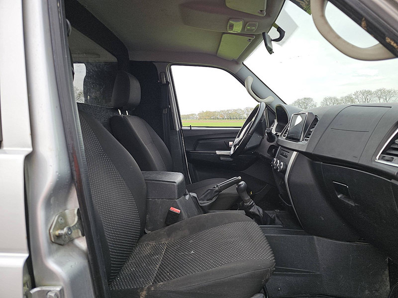 Pickup truck MINI RAM 4x4 Petrol Airco!: picture 7 Pickup truck MINI RAM 4x4 Petrol Airco!: picture 7