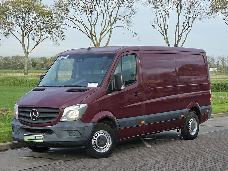 Mercedes-Benz Sprinter 211 CDI - Small van: picture 2 Mercedes-Benz Sprinter 211 CDI - Small van: picture 2