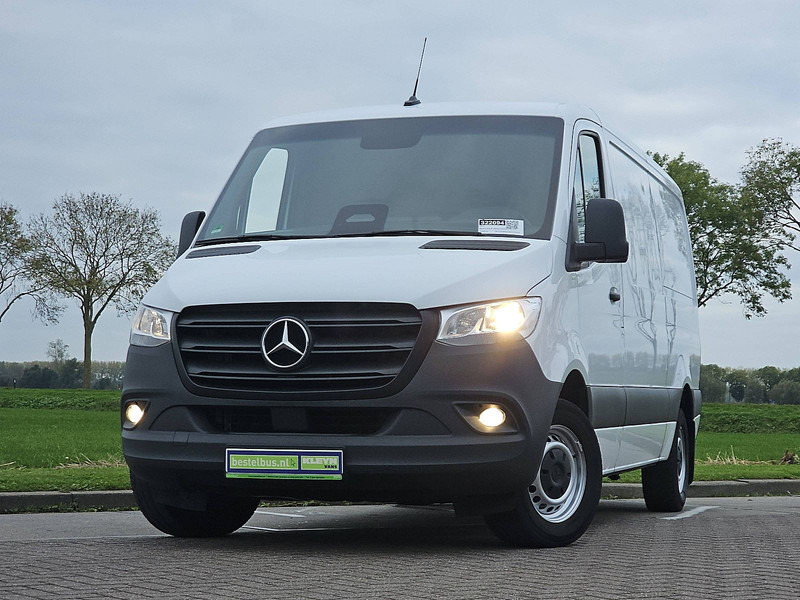Mercedes-Benz Sprinter 315 L2H1 Mbux10 Trekhaak - Panel van: picture 1 Mercedes-Benz Sprinter 315 L2H1 Mbux10 Trekhaak - Panel van: picture 1