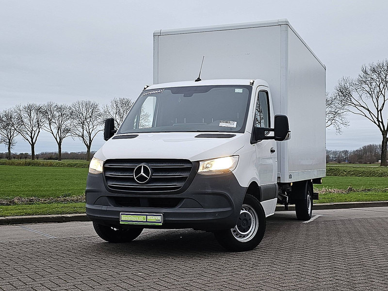 Mercedes-Benz Sprinter 316 Bakwagen Laadklep! - Closed box van: picture 1 Mercedes-Benz Sprinter 316 Bakwagen Laadklep! - Closed box van: picture 1