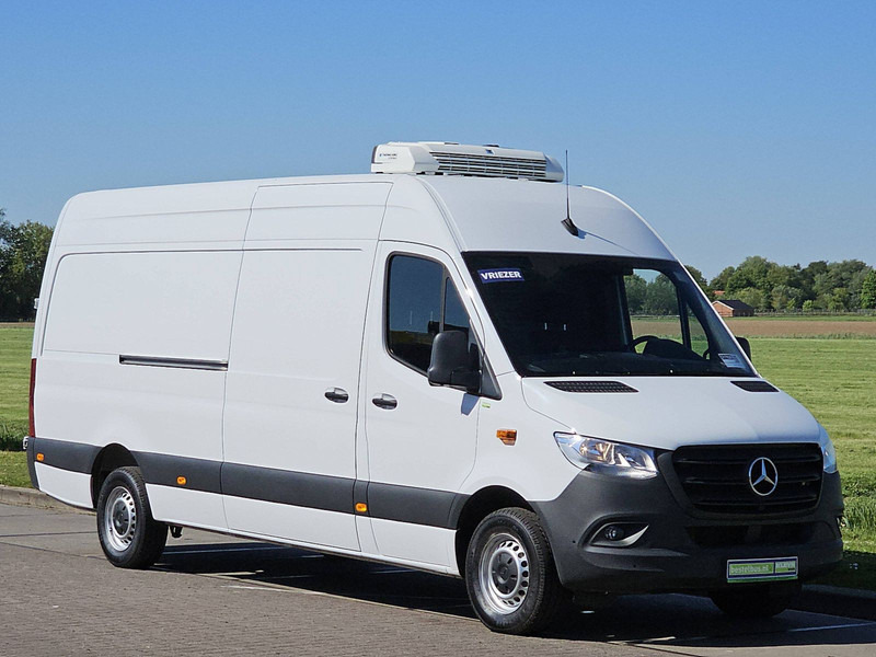 Mercedes-Benz Sprinter 317 L3H2 Maxi Vries/Koel - Refrigerated delivery van: picture 5 Mercedes-Benz Sprinter 317 L3H2 Maxi Vries/Koel - Refrigerated delivery van: picture 5