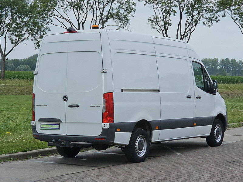 Mercedes-Benz Sprinter 319 L2H2 V6 3.5t-Trekh. - Panel van: picture 3 Mercedes-Benz Sprinter 319 L2H2 V6 3.5t-Trekh. - Panel van: picture 3