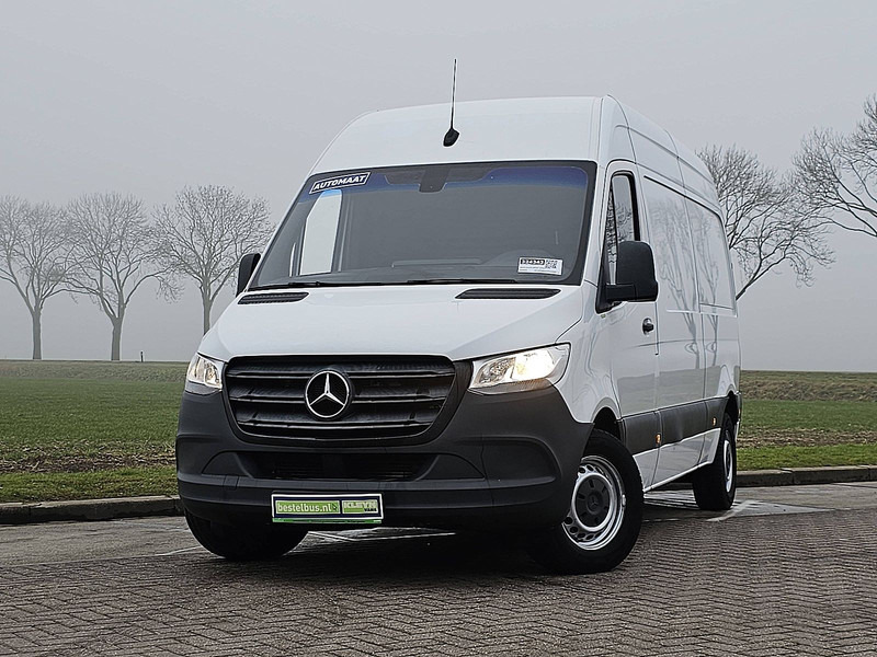 Mercedes-Benz Sprinter - Small van: picture 1 Mercedes-Benz Sprinter - Small van: picture 1