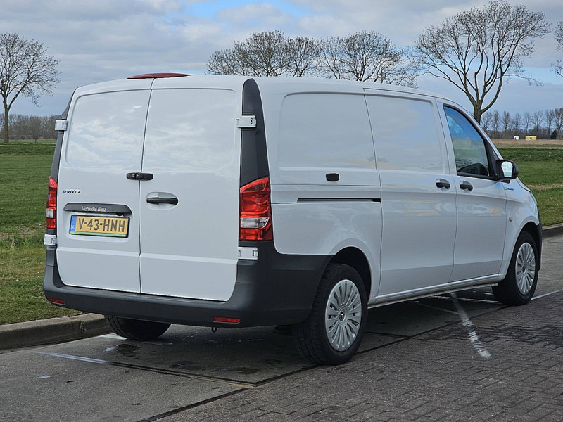 Mercedes-Benz eVito  112 Long-Range 70kwh - Small van, Electric van: picture 3 Mercedes-Benz eVito  112 Long-Range 70kwh - Small van, Electric van: picture 3