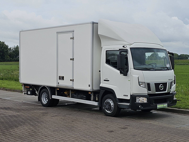 Nissan NT500 ac 3.0 EURO6 - Closed box van: picture 5 Nissan NT500 ac 3.0 EURO6 - Closed box van: picture 5