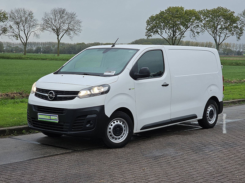 Opel Vivaro 1.5 L2 Airco Euro6 NAP! - Small van: picture 2 Opel Vivaro 1.5 L2 Airco Euro6 NAP! - Small van: picture 2
