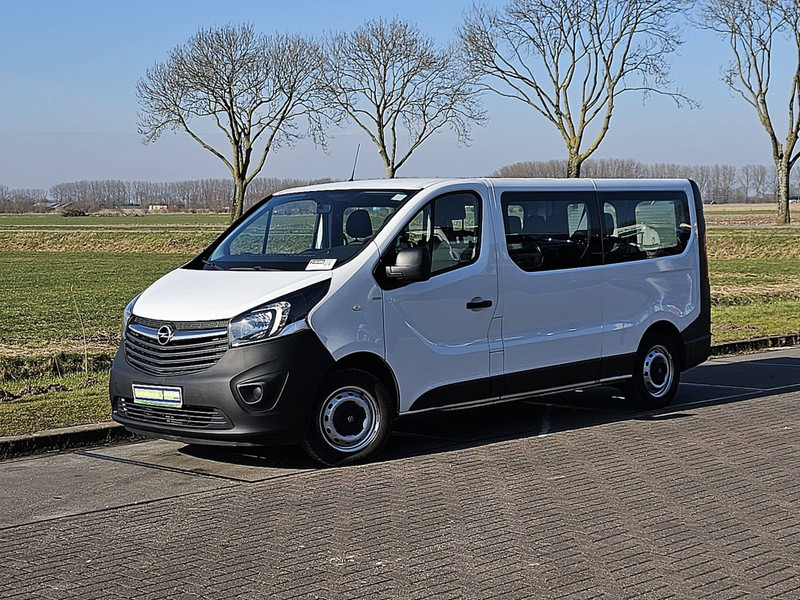 Opel Vivaro 1.6 KOMBI 8+ 1, Incl BPM - Minibus, People carrier: picture 2 Opel Vivaro 1.6 KOMBI 8+ 1, Incl BPM - Minibus, People carrier: picture 2