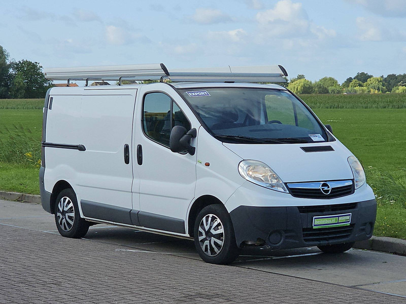 Opel Vivaro - Small van: picture 5 Opel Vivaro - Small van: picture 5