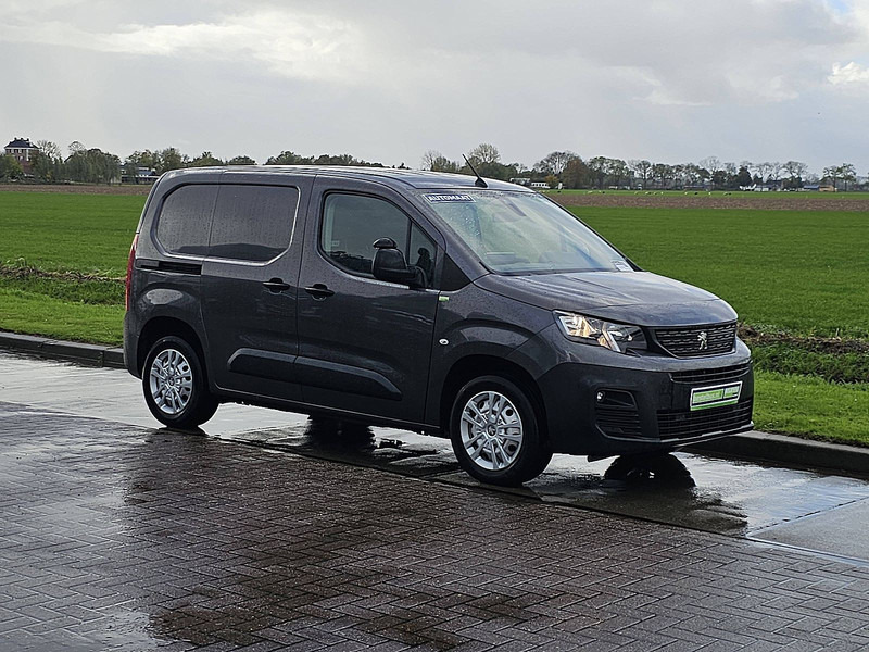 Peugeot Partner  ac automaat EURO6 - Closed box van: picture 5 Peugeot Partner  ac automaat EURO6 - Closed box van: picture 5