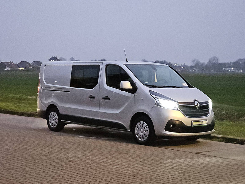 Renault Trafic 2.0 DCI AC DUBB CAB EURO6 - Small van: picture 5 Renault Trafic 2.0 DCI AC DUBB CAB EURO6 - Small van: picture 5