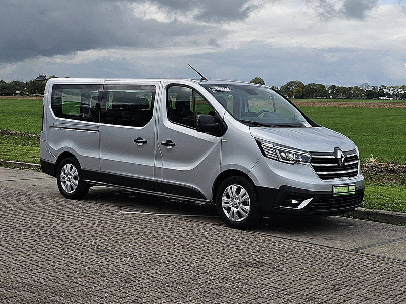 Renault Trafic 2.0 DCI ac aut. 8 pers EURO6 - Minibus, People carrier: picture 5 Renault Trafic 2.0 DCI ac aut. 8 pers EURO6 - Minibus, People carrier: picture 5