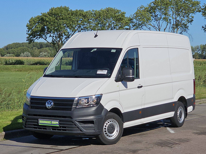 Volkswagen Crafter 2.0 L3H3 Navi Euro6 AC! - Panel van: picture 2 Volkswagen Crafter 2.0 L3H3 Navi Euro6 AC! - Panel van: picture 2