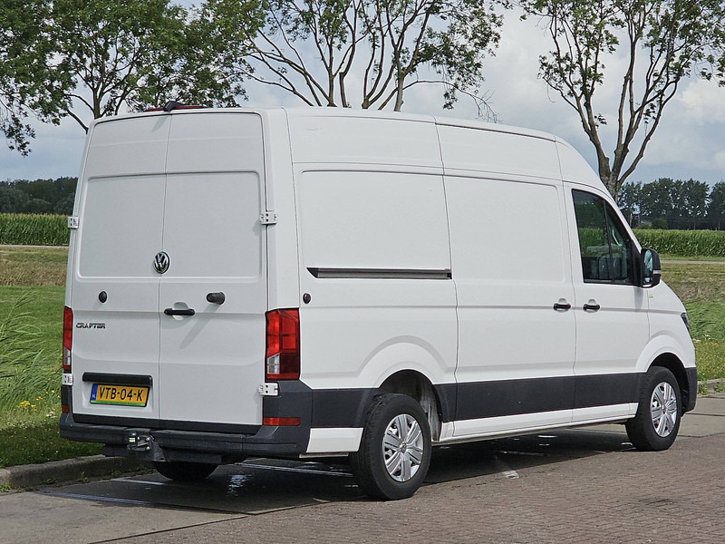 Volkswagen Crafter 2.0 ac EURO6 - Small van: picture 3 Volkswagen Crafter 2.0 ac EURO6 - Small van: picture 3