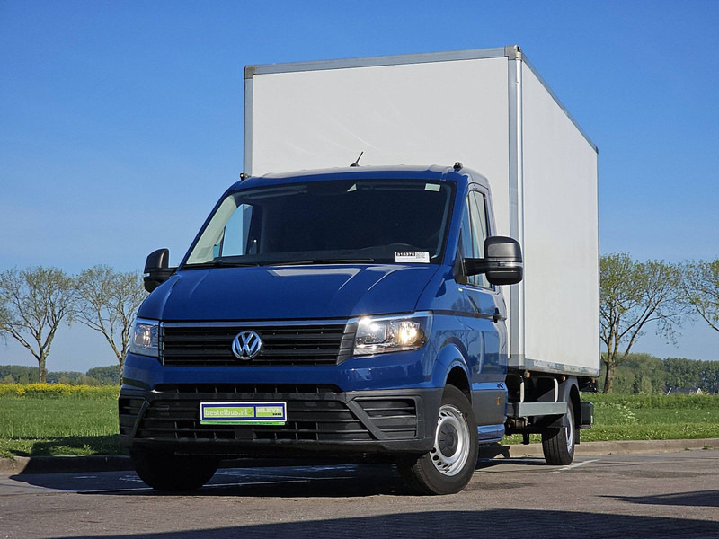 Volkswagen Crafter 35 2.0 ac EURO6 - Closed box van: picture 1 Volkswagen Crafter 35 2.0 ac EURO6 - Closed box van: picture 1