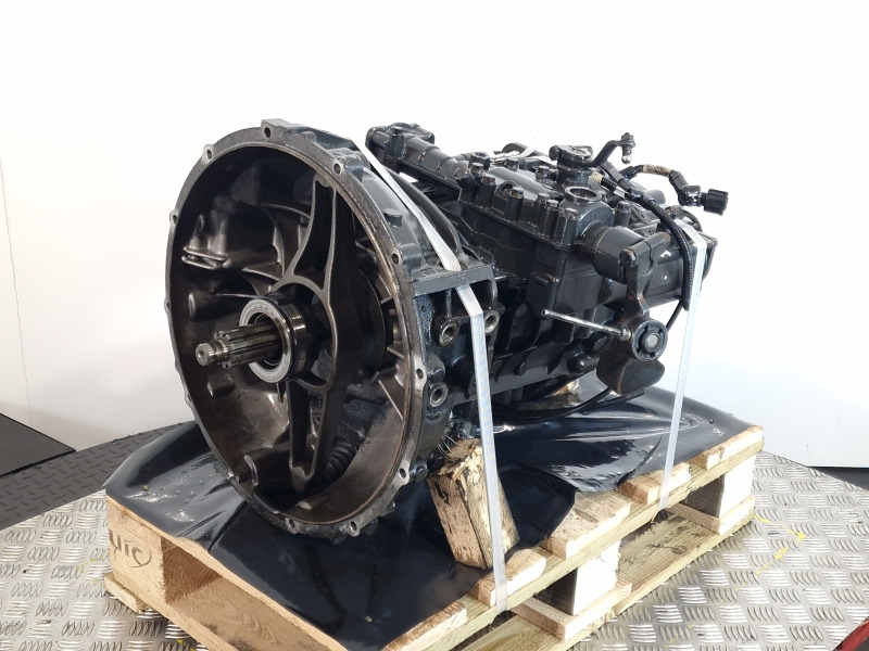ZF Astronic Lite 6S800TO DAF Spec Gearbox - Gearbox: picture 1 ZF Astronic Lite 6S800TO DAF Spec Gearbox - Gearbox: picture 1
