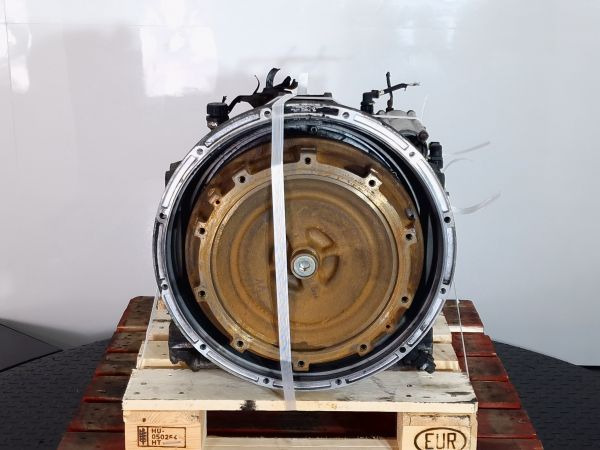 ZF Ecomat 2 6HP502C Gearbox - Gearbox: picture 2 ZF Ecomat 2 6HP502C Gearbox - Gearbox: picture 2